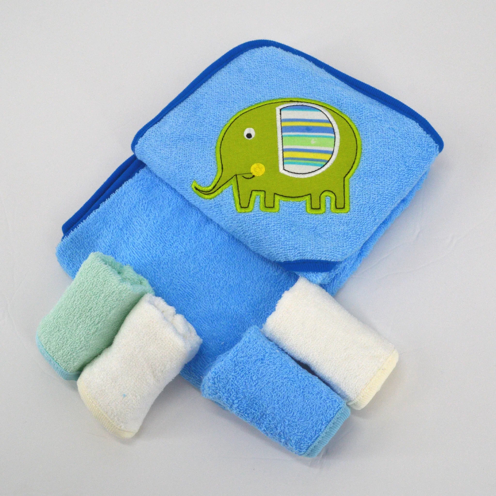 Ultra Soft Hooded Bath Towel Set For Toddlers