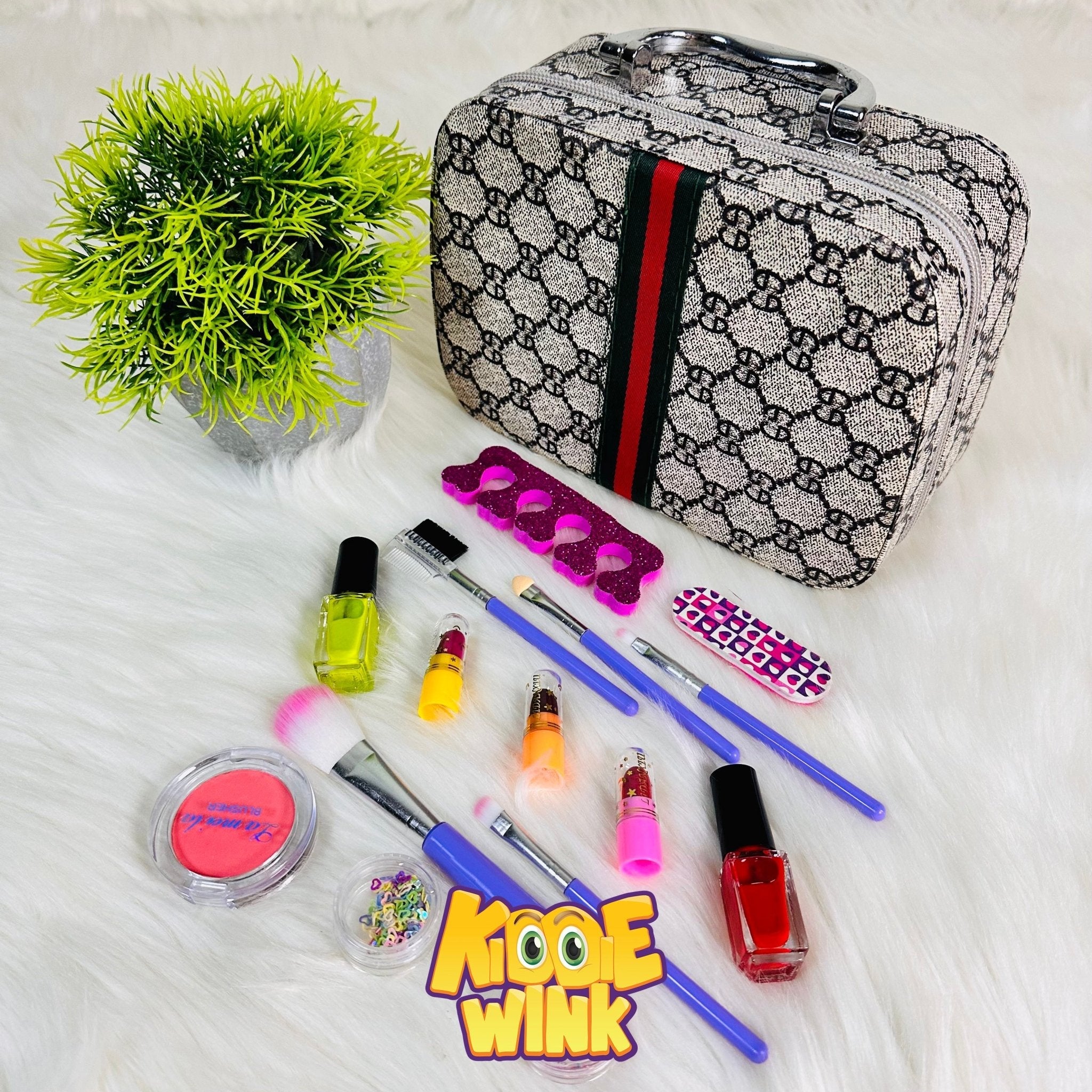 Cute Adorable Makeup Bag For Girls